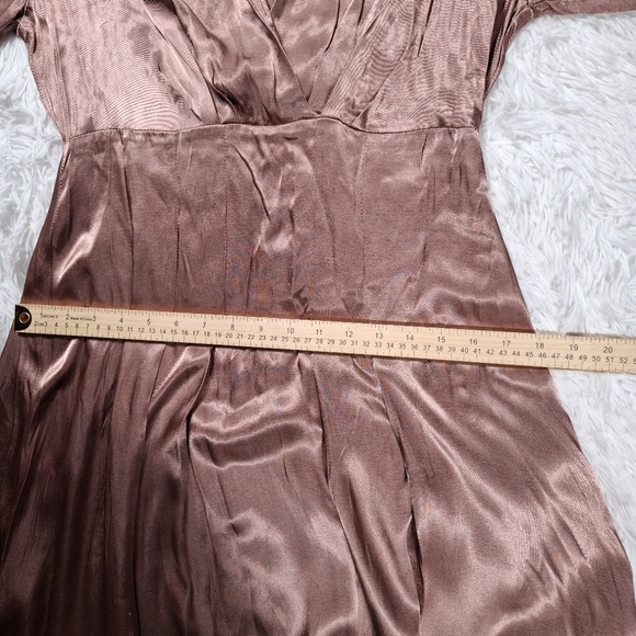 H&M Viscose Long Sleeve Faux Wrap Pale Pink Satin Midi Dress Size Small - Picture 4 of 12